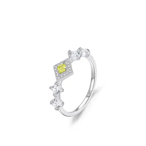 S925 Sterling Silver Apple Green Square Zirconia Crown Ring For Women Elegant Geometric Halo Finger Ring Jewelry Gift