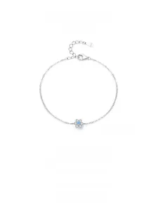 Macro view of S925 sterling silver lobster clasp and hallmark on flower charm bracelet