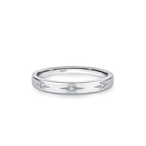 Minimalist 925 sterling silver ring featuring sparkling star motifs and zirconia stones