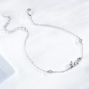 Bracelet Love élégant en argent sterling S925 avec des accents étincelants de zircone