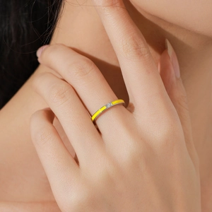 Minimalist S925 silver ring with yellow enamel and a sparkling round zirconia stone