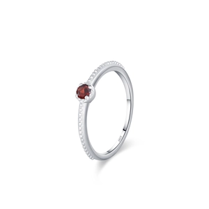 Bague en argent sterling S925 avec zircon rouge sang de pigeon et détails perlés fins