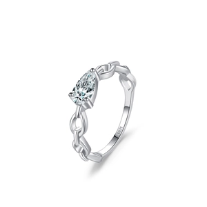 S925 sterling silver chain ring with pear-cut cubic zirconia and hollow link design