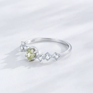 Anello in argento sterling S925 con zircone ovale giallo e pietre laterali in macro