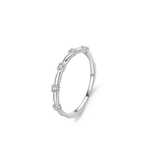 Bague en Argent Sterling 925 Étoile à Points Zirconia Pour Femme Minimaliste Géométrique Rond Petite Pierre Scintillante Bijoux
