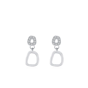 Boucles d'oreilles minimalistes en argent S925 avec anneau géométrique et zircons brillants
