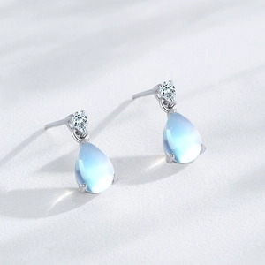 Boucles d'oreilles minimalistes en argent S925 avec pierre de lune et zircon cubique