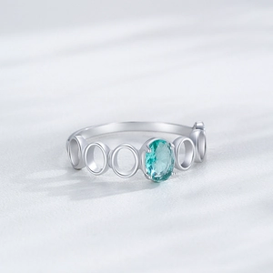 Elegant S925 sterling silver ring with oval paraiba stone and hollow link band