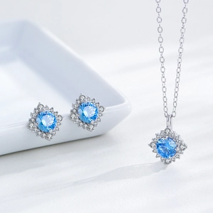 Elegant S925 silver aquamarine sunflower jewelry set with necklace and stud earrings