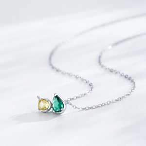 Collier minimaliste en argent S925 avec cristaux jaune rond et vert en goutte d'eau