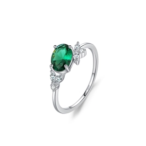 Elegant S925 sterling silver ring with large oval emerald zircon and diamond accents