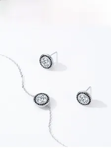 Detail shot of vintage S925 silver jewelry set featuring sparkling zircon stones