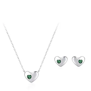 Parure de Bijoux Cœur Vert en Argent Sterling 925 Collier Pendentif Cœur en Zirconia Minimaliste Petites Boucles d'Oreilles Femme
