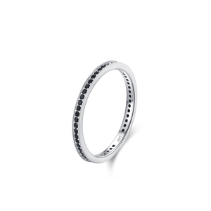 Anello eternity in argento S925 con zirconi neri micro-pave per donna