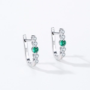 Boucles d'oreilles en U en argent S925 avec émeraude verte et zircons blancs brillants