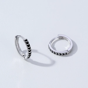 925 sterling silver hoop earrings with black enamel arrow pattern and buckle closure