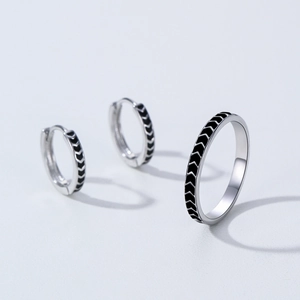 Retro 925 sterling silver jewelry set with black enamel V-shape arrow patterns