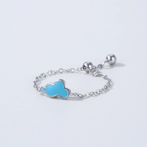 S925 sterling silver adjustable chain ring featuring a blue enamel cloud charm