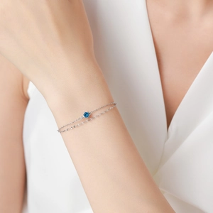 Bracelet double couche en argent S925 élégant avec une pierre de zircon bleu rond