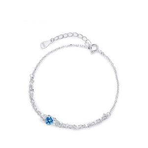 Bracelet double en argent S925 avec zircon bleu rond et détails de perles argentées brillantes