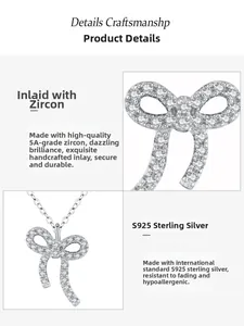 Détail macro du collier pendentif nœud en argent S925 serti de zircons de qualité 5A