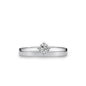 S925 Sterling Silver Sparkly Zirconia Solitaire Ring For Women Simple Plain Band Fashion Minimalist Four-Prong Index Finger Ring