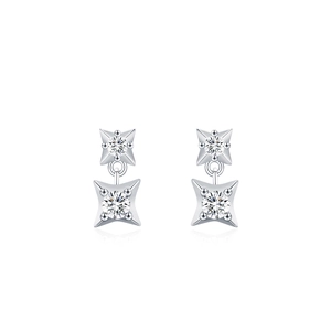 Exquisite S925 sterling silver four-point star earrings with zircon stones and mirror reflection