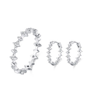 Set gioielli in argento S925 con orecchini e anello a stella con zirconi lucenti