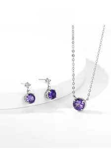 Schmuckset aus S925 Silber mit rundem lila Zirkonia-Anhänger und Ohrringen