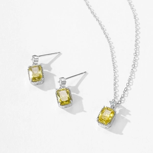 Elegant S925 sterling silver jewelry set with emerald-cut lemon yellow zircon stones