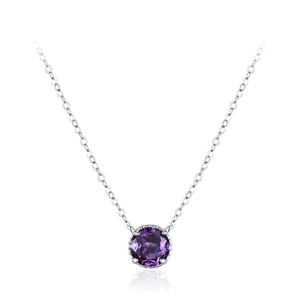 Elegante S925 Sterlingsilber Kette mit rundem violettem Zirkonia Anhänger auf weißem Grund
