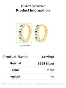 Macro de boucles d'oreilles en argent S925 doré avec zircons verts et blancs