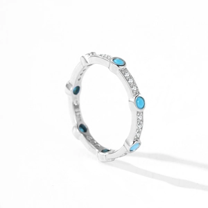 Exquisiter Ring aus S925 Sterlingsilber mit Türkissteinen und Zirkonia im Mikro-Setting