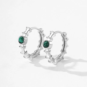 Boucles d'oreilles créoles bambou en argent S925 avec pierres de malachite verte
