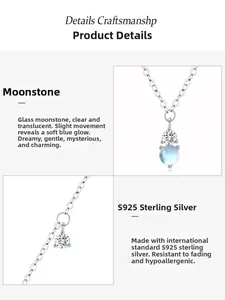 Vue macro d'un collier en argent sterling S925 avec pendentif en zircon et pierre de lune