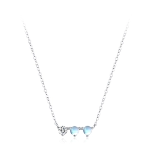 Collier en argent 925 avec pendentif horizontal en pierre de lune et zircon sur blanc