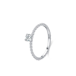 S925 sterling silver solitaire ring with round cubic zirconia and beaded band design