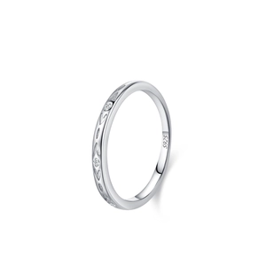 Bague en argent sterling S925 avec motifs de cœur gravés et micro-pavé de zircons