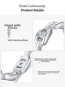 Makroaufnahme von S925 Sterlingsilber-Stempel und 5A Zirkon-Inlay am Kettenring