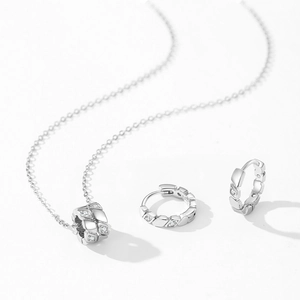 S925 sterling silver jewelry set featuring a diamond-set geometric cylinder necklace and earrings