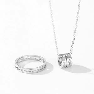S925 sterling silver jewelry set featuring hollow design ring and matching stone pendant