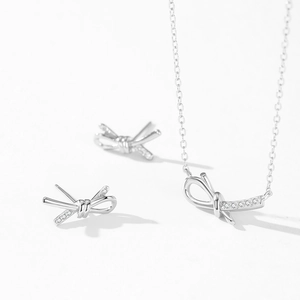 Elegant 925 sterling silver bow jewelry set with shimmering zircon necklace and stud earrings
