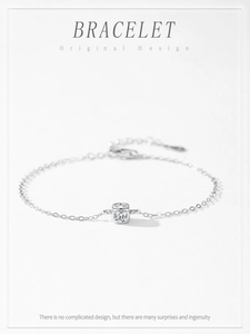 Detailed close-up of S925 sterling silver chain bracelet with square zircon stone and clasp