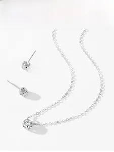 Detailed view of S925 silver cube jewelry set with necklace and stud earrings
