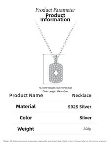 Vue détaillée du pendentif étoile en argent S925 avec zircons et dimensions de 0,78x1,60 cm