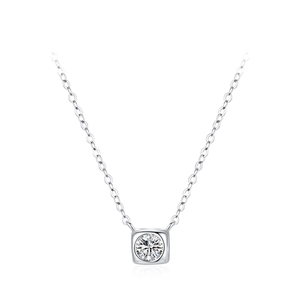 Collier en argent sterling S925 avec pendentif carré géométrique et zircon brillant