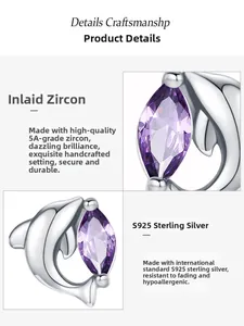 Détail de puce d'oreille dauphin en argent 925 avec zircon violet marquise 5A