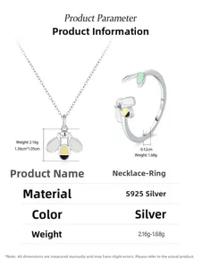 Vue détaillée de l'ensemble de bijoux abeille en argent S925 avec émail et dimensions