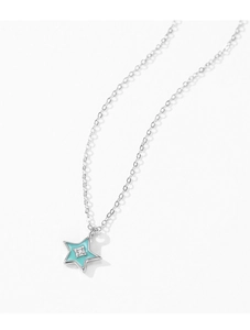 Détail du pendentif étoile en argent 925 avec émail bleu et cristal étincelant