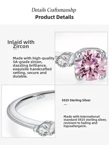Détail macro de la bague en argent S925 avec une pierre en zircone rose 5A